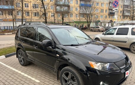 Mitsubishi Outlander III рестайлинг 3, 2008 год, 1 300 000 рублей, 10 фотография