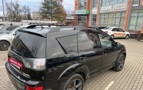 Mitsubishi Outlander III рестайлинг 3, 2008 год, 1 300 000 рублей, 8 фотография