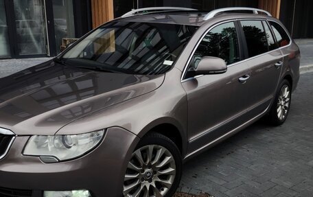 Skoda Superb III рестайлинг, 2012 год, 970 000 рублей, 2 фотография