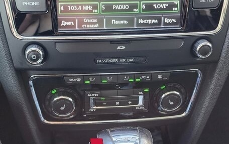 Skoda Superb III рестайлинг, 2012 год, 970 000 рублей, 5 фотография