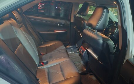 Toyota Camry, 2013 год, 1 550 000 рублей, 10 фотография