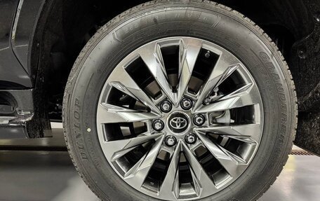 Toyota Land Cruiser, 2025 год, 15 100 000 рублей, 28 фотография