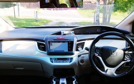 Honda Jade I, 2015 год, 1 600 000 рублей, 5 фотография