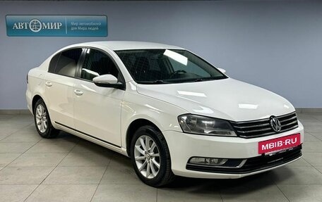Volkswagen Passat B7, 2011 год, 972 000 рублей, 3 фотография