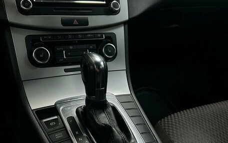 Volkswagen Passat B7, 2011 год, 972 000 рублей, 22 фотография