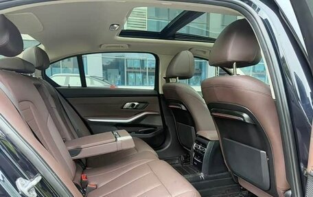 BMW 3 серия, 2021 год, 2 890 000 рублей, 13 фотография