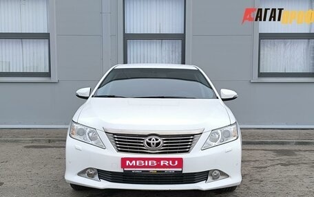 Toyota Camry, 2014 год, 1 680 000 рублей, 2 фотография