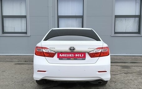 Toyota Camry, 2014 год, 1 680 000 рублей, 6 фотография
