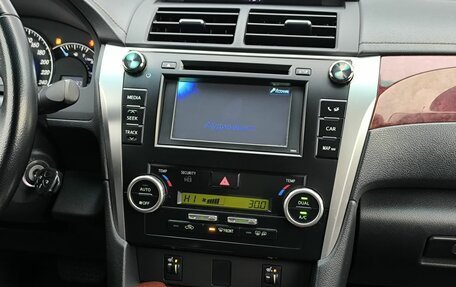 Toyota Camry, 2014 год, 1 680 000 рублей, 15 фотография