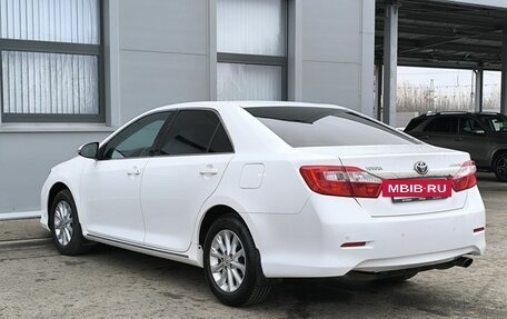Toyota Camry, 2014 год, 1 680 000 рублей, 7 фотография