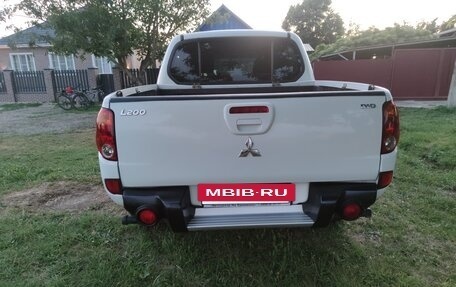 Mitsubishi L200 IV рестайлинг, 2008 год, 1 550 000 рублей, 5 фотография