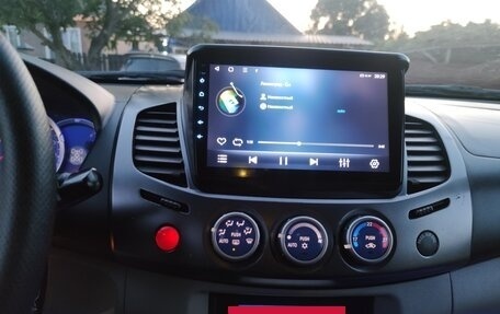 Mitsubishi L200 IV рестайлинг, 2008 год, 1 550 000 рублей, 11 фотография