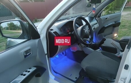 Mitsubishi L200 IV рестайлинг, 2008 год, 1 550 000 рублей, 2 фотография