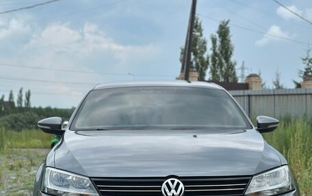 Volkswagen Jetta VI, 2011 год, 1 050 000 рублей, 1 фотография