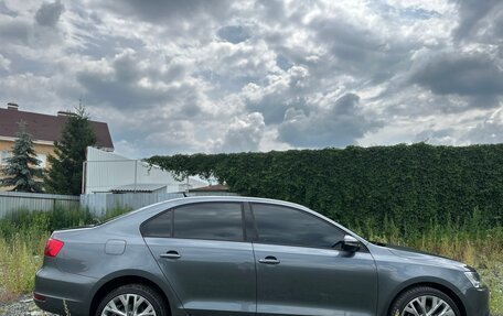 Volkswagen Jetta VI, 2011 год, 1 050 000 рублей, 3 фотография