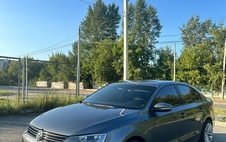 Volkswagen Jetta VI, 2011 год, 1 050 000 рублей, 5 фотография