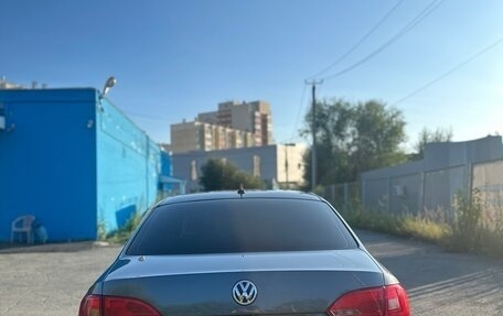 Volkswagen Jetta VI, 2011 год, 1 050 000 рублей, 8 фотография