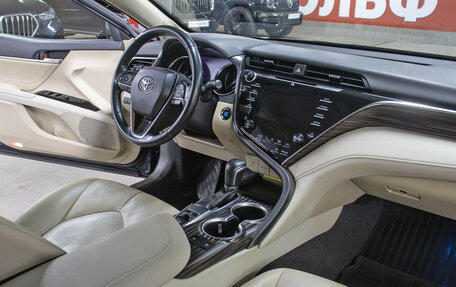 Toyota Camry, 2018 год, 2 798 000 рублей, 11 фотография