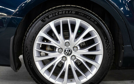 Toyota Camry, 2018 год, 2 798 000 рублей, 23 фотография