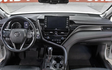 Toyota Camry, 2021 год, 3 698 000 рублей, 15 фотография