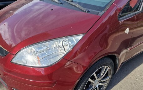 Mitsubishi Colt VI рестайлинг, 2006 год, 500 000 рублей, 12 фотография