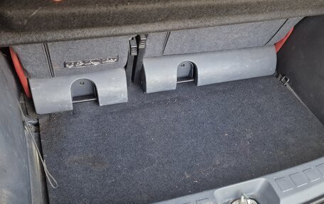 Mitsubishi Colt VI рестайлинг, 2006 год, 500 000 рублей, 13 фотография