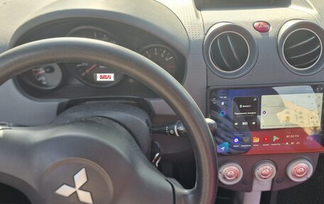 Mitsubishi Colt VI рестайлинг, 2006 год, 500 000 рублей, 17 фотография