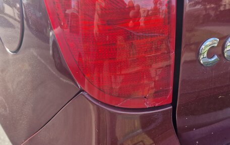 Mitsubishi Colt VI рестайлинг, 2006 год, 500 000 рублей, 18 фотография