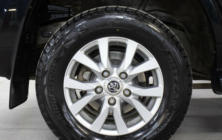 Toyota Land Cruiser 200, 2015 год, 5 198 000 рублей, 26 фотография