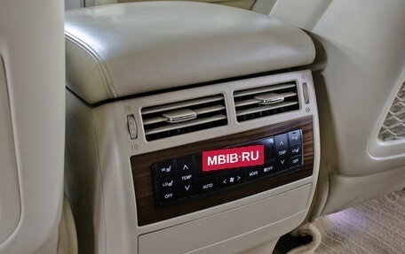 Toyota Land Cruiser 200, 2015 год, 5 198 000 рублей, 18 фотография