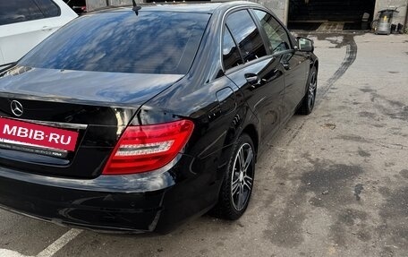 Mercedes-Benz C-Класс, 2013 год, 1 250 000 рублей, 4 фотография