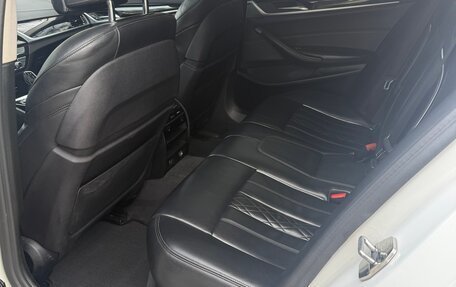 BMW 5 серия, 2019 год, 3 440 000 рублей, 11 фотография