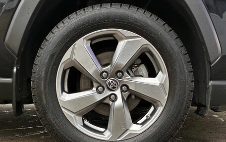 Toyota RAV4, 2019 год, 3 450 000 рублей, 22 фотография