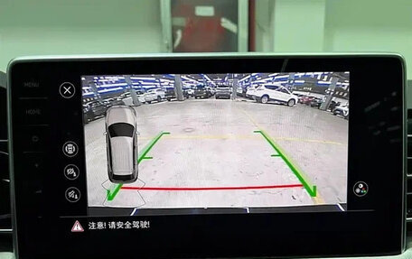 Volkswagen Tiguan II, 2022 год, 1 999 125 рублей, 12 фотография