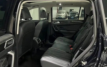 Volkswagen Tiguan II, 2022 год, 1 999 125 рублей, 13 фотография