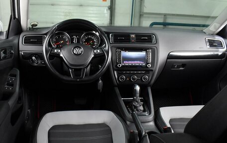 Volkswagen Jetta VI, 2015 год, 1 325 000 рублей, 6 фотография