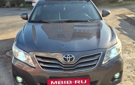 Toyota Camry, 2011 год, 1 450 000 рублей, 4 фотография
