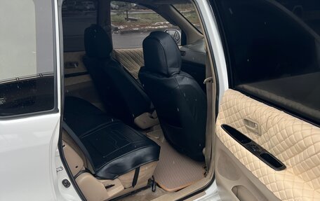 Toyota Ipsum II, 2000 год, 650 000 рублей, 9 фотография