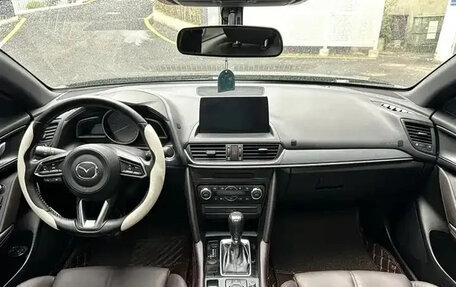 Mazda CX-4, 2021 год, 1 980 000 рублей, 9 фотография