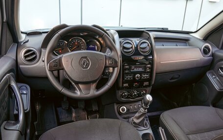 Renault Duster I рестайлинг, 2018 год, 1 150 000 рублей, 6 фотография