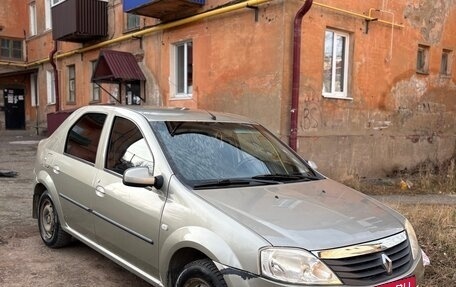 Renault Logan I, 2013 год, 430 000 рублей, 2 фотография
