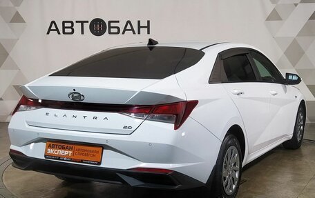 Hyundai Elantra, 2021 год, 2 250 000 рублей, 3 фотография
