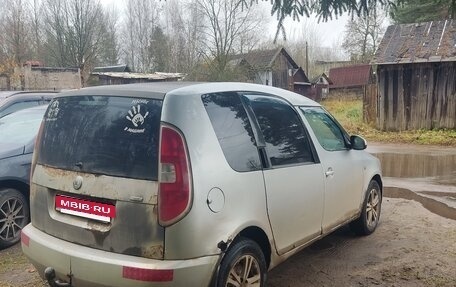 Skoda Roomster, 2007 год, 200 000 рублей, 3 фотография