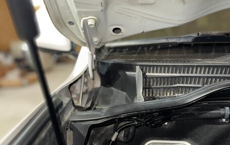 Toyota Land Cruiser 200, 2017 год, 5 300 000 рублей, 4 фотография