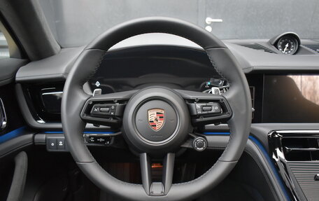 Porsche Panamera, 2025 год, 25 990 000 рублей, 15 фотография