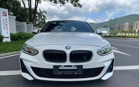 BMW 1 серия, 2022 год, 1 950 069 рублей, 2 фотография