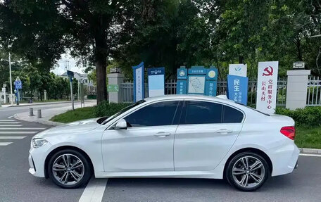 BMW 1 серия, 2022 год, 1 950 069 рублей, 4 фотография