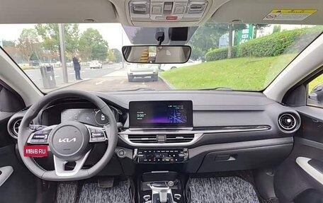 KIA K3, 2023 год, 1 650 000 рублей, 2 фотография