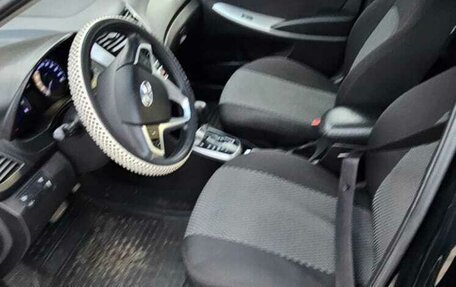 Hyundai Solaris II рестайлинг, 2013 год, 840 000 рублей, 11 фотография