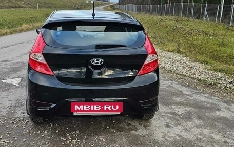 Hyundai Solaris II рестайлинг, 2013 год, 840 000 рублей, 2 фотография